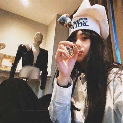 七零大院新来的小美人是黑道千金