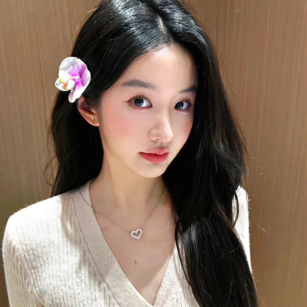 十八岁少女横扫直播大赛